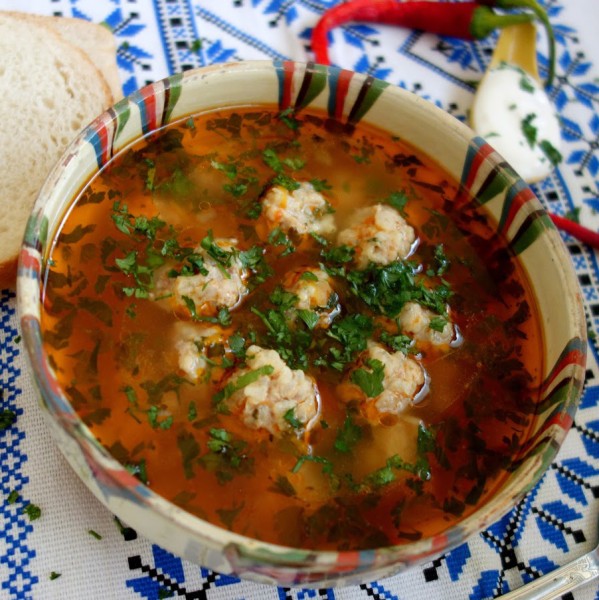 CIORBA DE PERISOARE 3 L